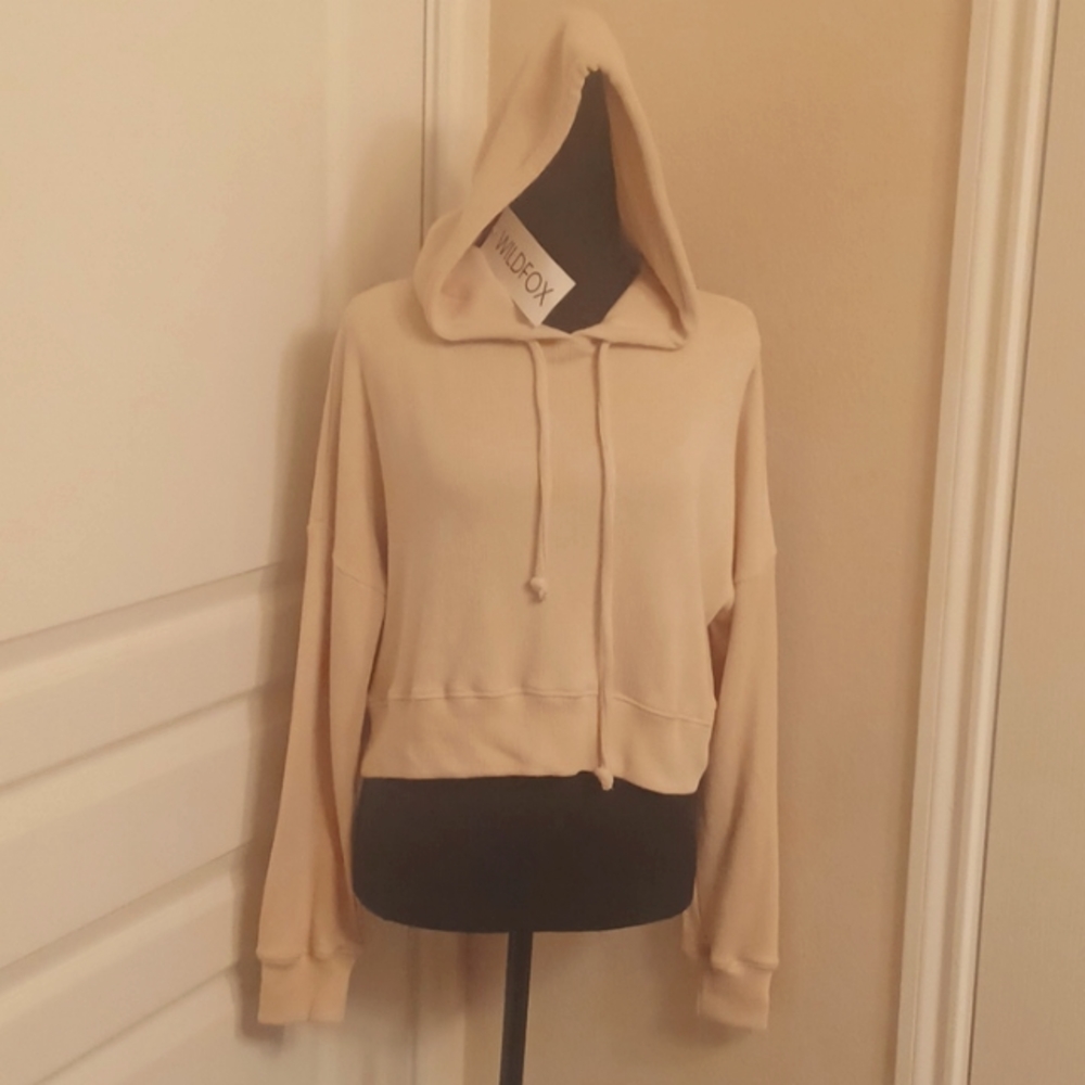 WILDFOX    Hoodie Size S  Wheat color New with tag